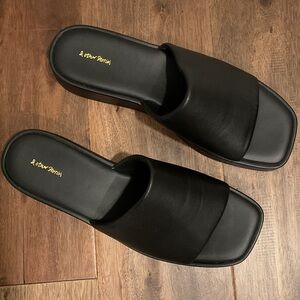 & Other Stories Black Slide Sandals